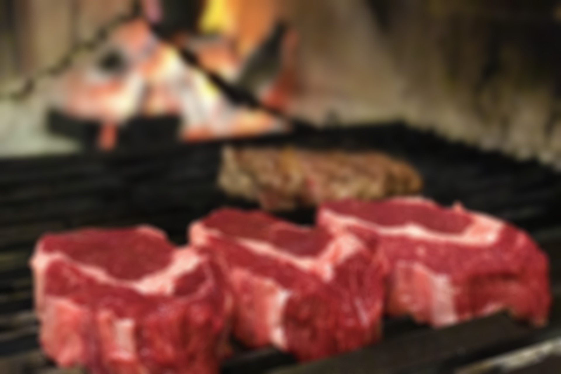 Viandes grillées au feu de bois - restaurant argentin Paris